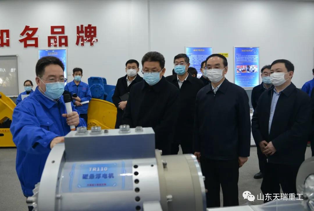 濰坊市長田慶盈蒞臨天瑞重工調(diào)研指導(dǎo)工作 濰坊市長田慶盈蒞臨天瑞重工調(diào)研指導(dǎo)工作